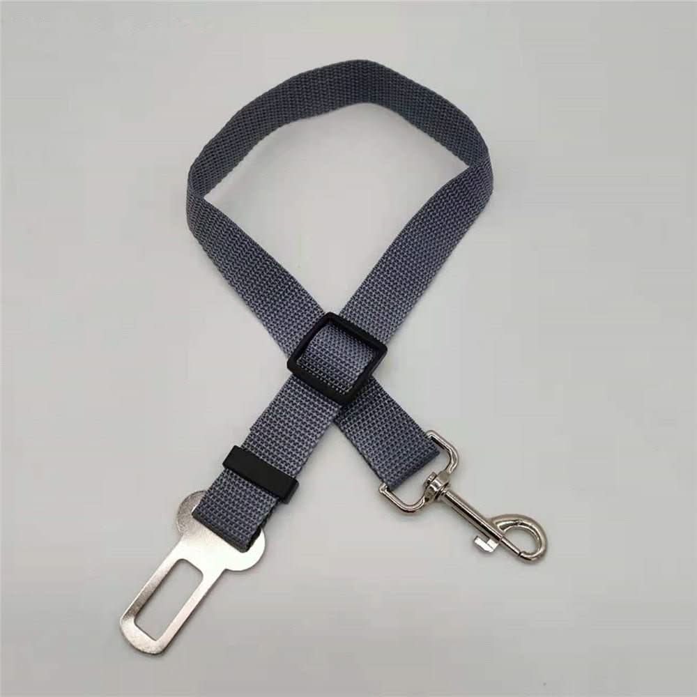 Adjustable Safety Belt for Dogs in the Car