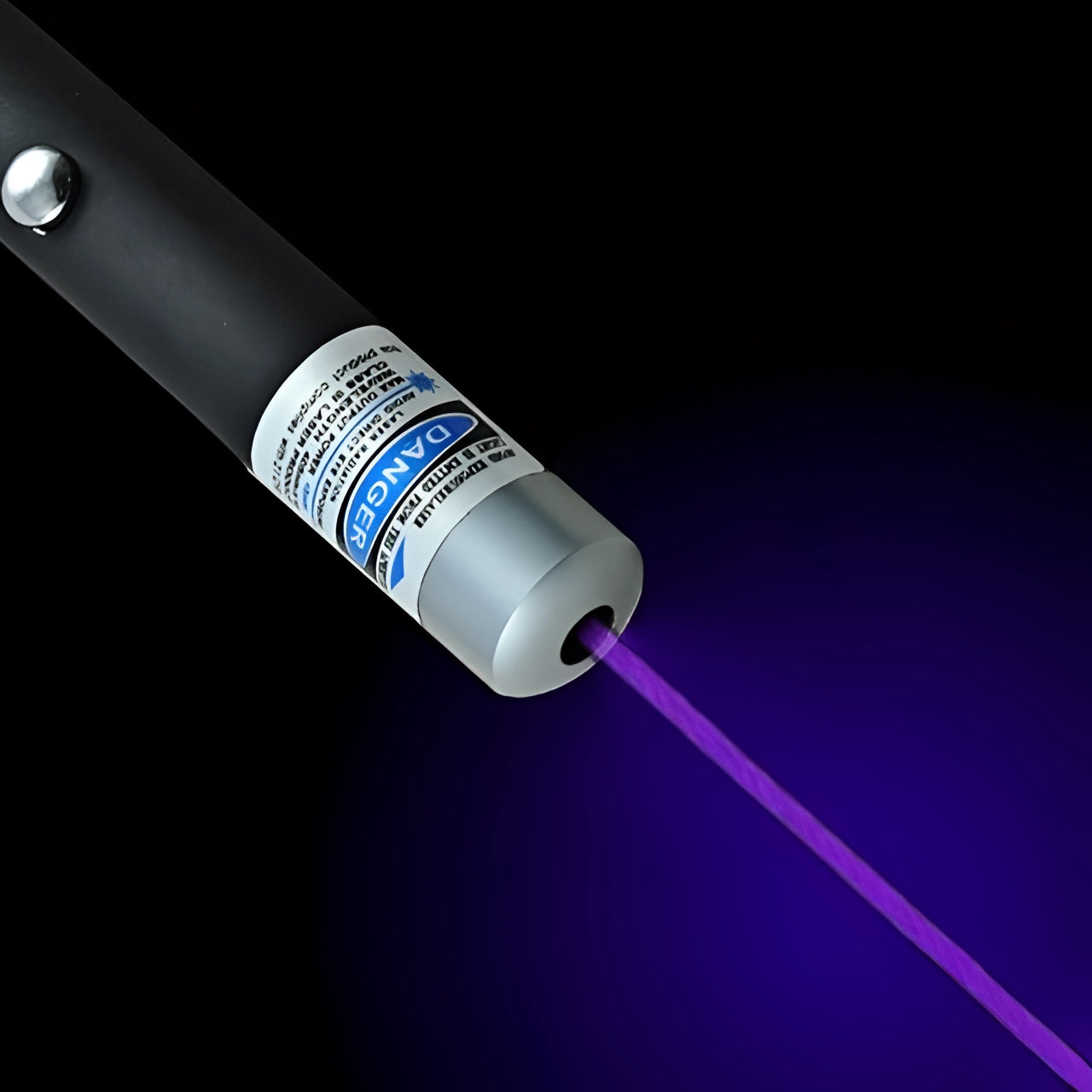 Multi-Color Laser Pointer with Adjustable Focus